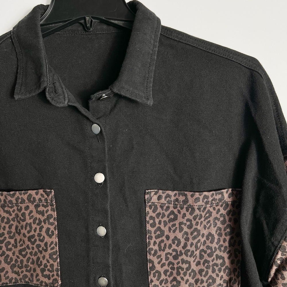 Womens Size M Black Leopard Denim OVERSIZED Button Up Jacket‎ Unbranded VGC